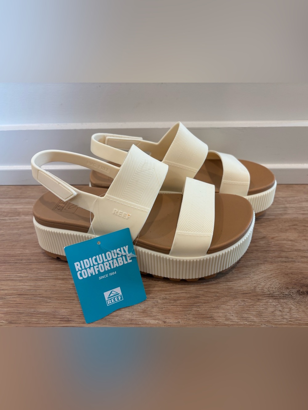 NWT REEF Water Vista Higher Women's Sandals - Cloud Cream Ivory Water Platform 6 - Picture 11 of 11